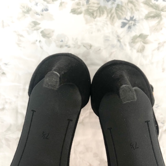 Old Navy Faux-Suede Skinny Heels in Black Size 7.5 - Picture 10 of 11